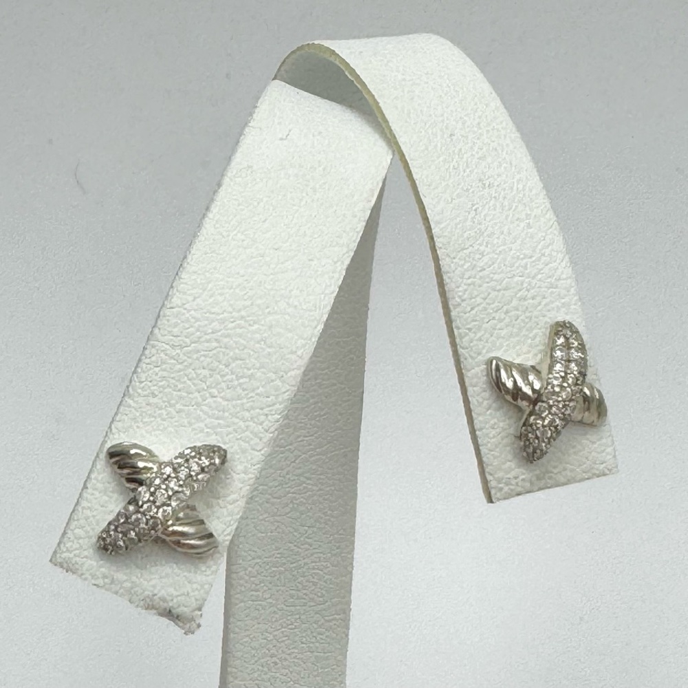 David Yurman Petite X Stud Earrings With Diamonds - Picture 4 of 7